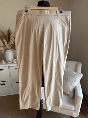 Women’s Rafaella Comfort Light Beige Chinos - Stretch